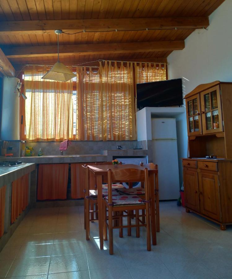 L' Appartamentino Leni Exterior foto